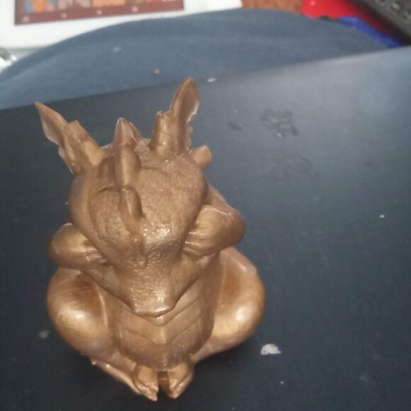 Handmade Bronze Resin See No Evil Dragon statue - Picture 5 of 5